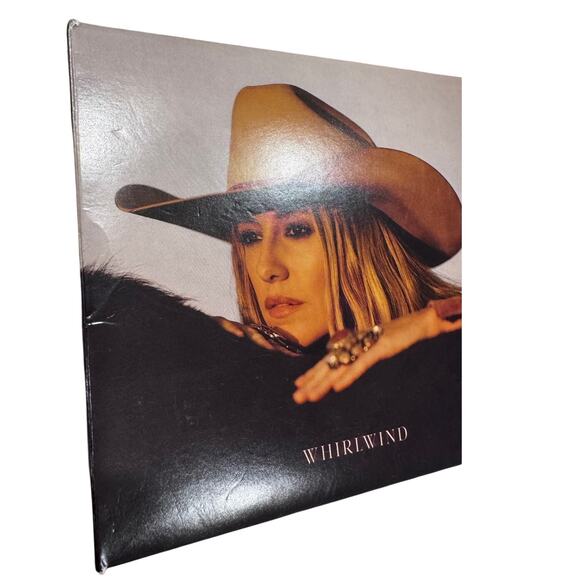 Lainey Wilson Signed Photograph Insert + CD "Whirlwind" - Picture 4 of 7